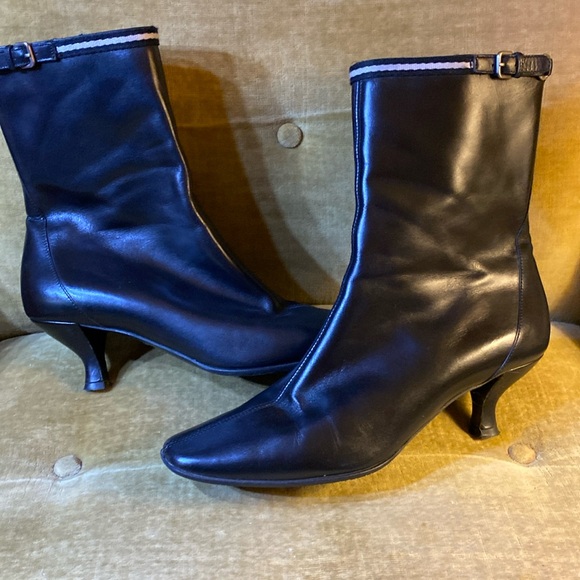 Bally Shoes - Bally booties size 36 in black leather like new